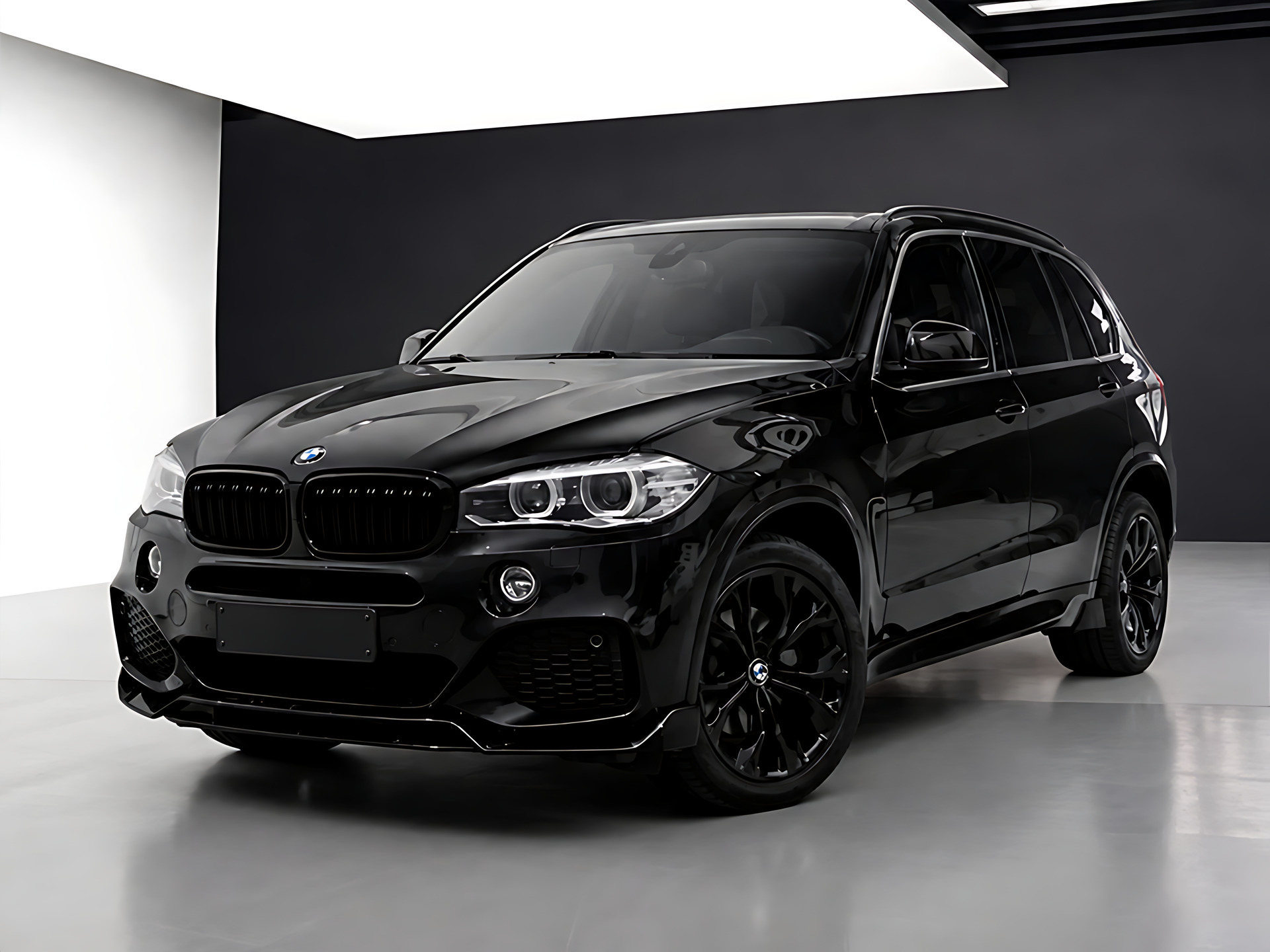 Фото 1: BMW X5 F15 2017