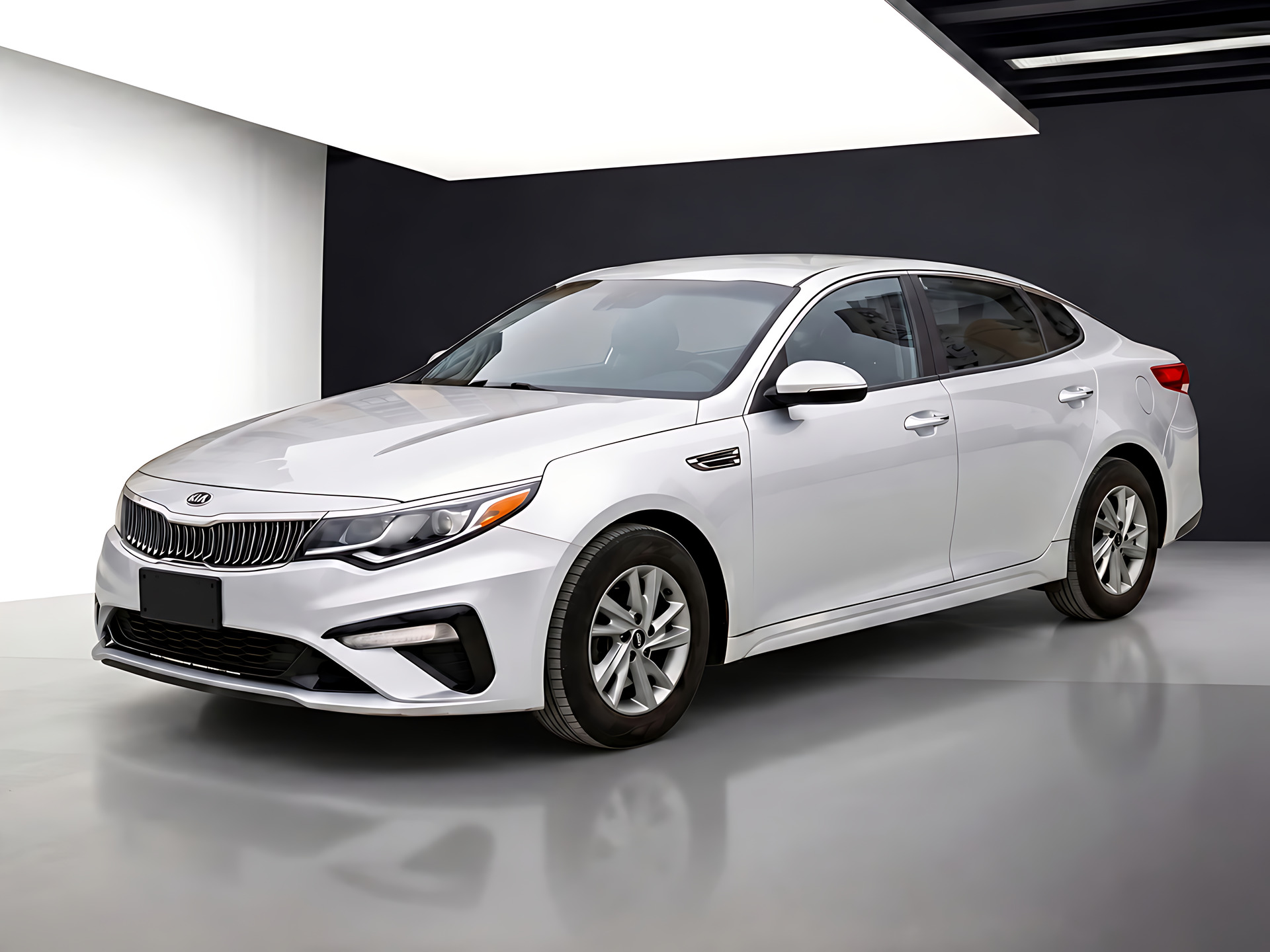 Фото 1: Kia K5 2018